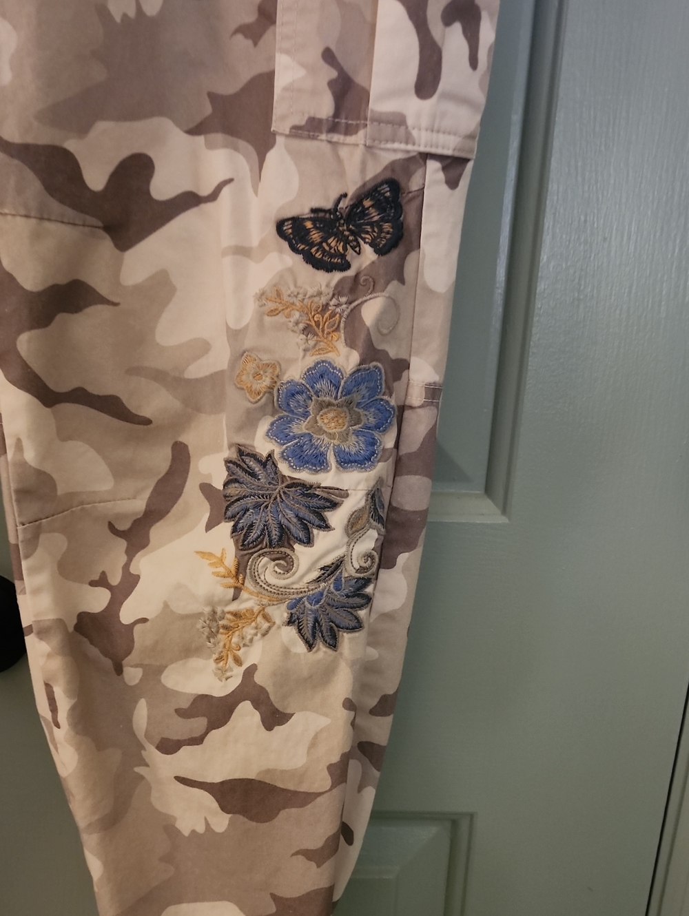 Sundance Beige Camo Shorts with Blue/Yellow Floral Embroidery - Picture 3 of 6
